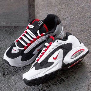 NIKE Air Max Triax Sneakers